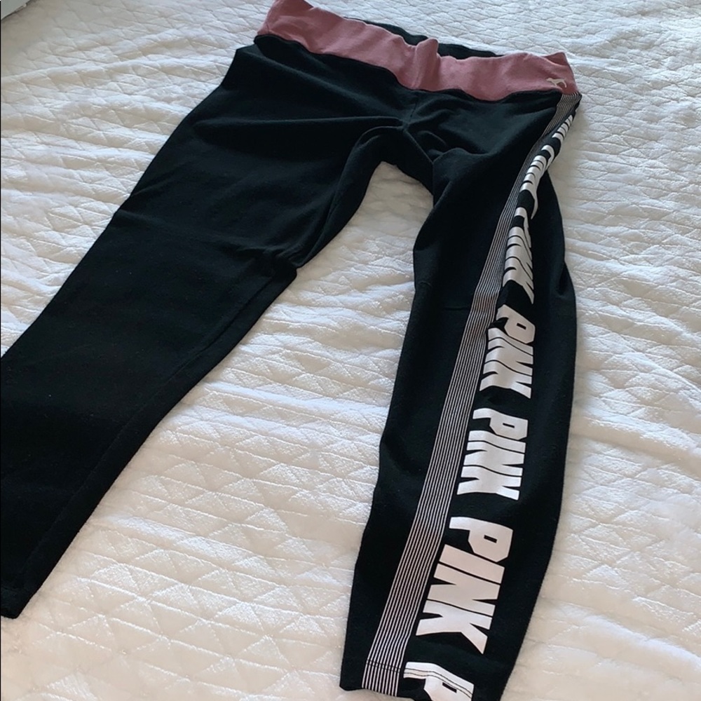 Pink yoga leggings